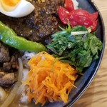 Kumeys - 阿蘇あか牛カレー＆スパイスカレーフォー