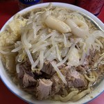 ラーメン二郎 目黒店 - 小ブタ、ニンニク少し他全マシ