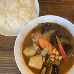 CURRY&CAFE 晴れの日 - チキンハーフと野菜