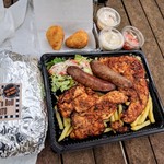 ロックンロール ブリトー - 寒空ランチ　蓋が飛んでっちゃうよ〜早く撮って