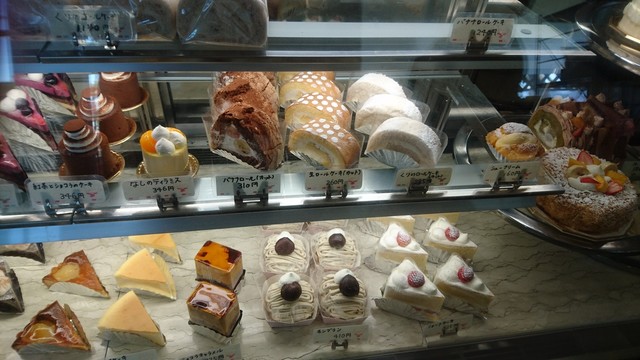 パティスリ・ル・スィエル（patisserie Le ciel） - 前潟（ケーキ）の写真