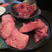 SATOブリアン 本店 - 極上タンと厚切り特上ハラミそしてカイノミ盛り合わせ
