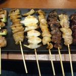 三代目 鳥メロ - もちろん串は食べたい。
