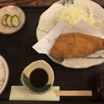 美はる - ロースカツ定食