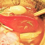 焼きあご塩らー麺 たかはし - 焼きあごの濃厚なスープです