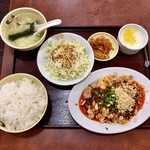 晴々飯店 - よだれ鶏定食