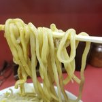 ラーメン二郎 ひばりヶ丘駅前店 - 麺リフト　茹で加減も最高