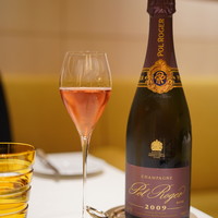 ロオジエ - 乾杯のシャンパンは「ポルロジェ：ロゼ」