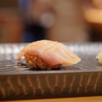 鮨 とかみ - 鰆の昆布〆