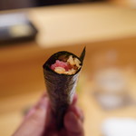 鮨 とかみ - 鮪突先の手巻き寿司