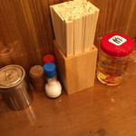 中華そば モリス - 味変としたら卓上のお酢が相性バッチリ！