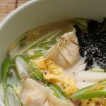 h Derika Ondoru - 韓国餅（トック）と餃子のだしがきいたやさしいスープ！