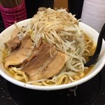 自家製太麺 ドカ盛 マッチョ - 