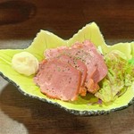 Yuntaku Sakaba Akabana - スモーク豚タン