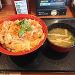 ごはん処 かつ庵 - 2019年10月　ロースかつ丼120ℊごはん大盛り（750円）