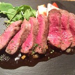 Stone oven grilled A5 rank Wagyu beef lambsin with oriental sauce (100g)