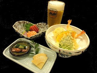 h Washoku No Mori - ほろ酔いセット 1,000円　刺身二種、季節の前菜二種、江戸前天ぷら盛り