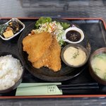 二三家食道 糸島屋 - あじフライランチ@715、食後にデザートとコーヒー付