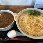 一休 - カレー200gとごぼう天うどん