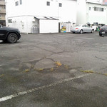 よし竹 - 広い広い駐車場