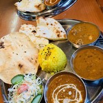 クシュクシュ - ラムさんのおウチカレー　チーズナンに変更　プラス100円