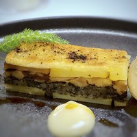 レストラン ラ・フロレゾン・ドゥ・タケウチ - ＊こちらはジャガイモと合わせてありますが、美味しい。 同じ食材を2種類の調理で頂けるのはいいですね。