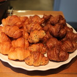 Poka-Poka Bakery - 