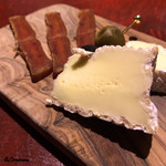 ガストロ スケゴロウ - Bottarga､Olive､Camembert