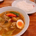 スープカレー マルナ - カキのスープカレー   辛さ4
            &
            ライス大   1260円