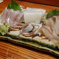 鮨処いちい - シシャモの刺身と昆布締め、イカ刺し