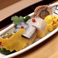 赤坂 菊乃井 - 鯖寿司が旨い　脂のりのり