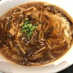 Shanhaitampaoshoukan - 酸辣湯麺
