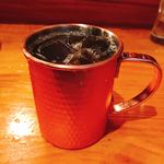 一品料理 ひとしな - ジンジャーハイボール
      銅のマグでキンキン♪