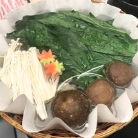 瓢斗 京都駅前本店 - まず野菜を煮込んで