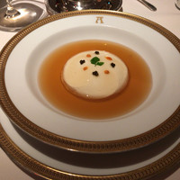 アピシウス - 「雲丹とキャビアの野菜クリームムース詰め、コンソメゼリー寄せ」 アピシウス - 「雲丹とキャビアの野菜クリームムース詰め、コンソメゼリー寄せ」