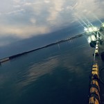 温石 - 焼津港から海を臨みます