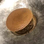 温石 - 渋皮栗の一口どら焼き