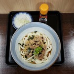 Yuriya Shokudou - 冷やし肉うどん(600円)です。