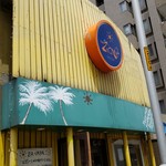 ＜Food & Bar＞ ZaCaPa  - 外観です。