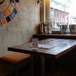 ＜Food & Bar＞ ZaCaPa  - 店内です。