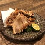 磯平 - アラを唐揚げ