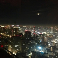 ザ タヴァン グリル＆ラウンジ - 