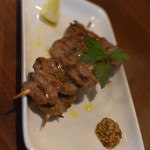 ワインバー バッカス - 仔羊の串焼き、エスニックスパイスの香り（９５０円）２０１９年９月