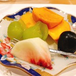 うを徳 - 硬い桃＆次郎柿