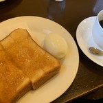 喫茶カンターロ - コーヒー(400円)+ハニートースト&ゆでたまご(100円)