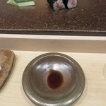 寿司つばさ - 醤油で