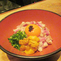 十番 無鴨黒 - 雲丹ユッケキャビア丼