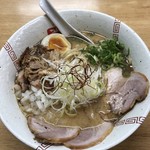 らーめん弥七 - 醤油ちゃーしゅー麺♪