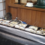 瞬 - うなぎ焼いてます