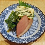 天ぷら処 こさか - お通し（厚焼き卵・鴨ロース・ツルムラサキのおひたし）